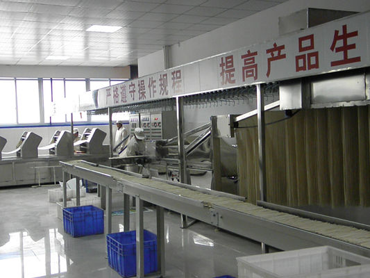 중국 PLC는 중간 본 고객을 위한 기계를 만드는 산업 국수를 통제합니다 협력 업체